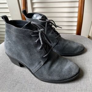 Vionic Andi Gray Suede Lace Up Ankle Orthopedic Heeled Bootie 8